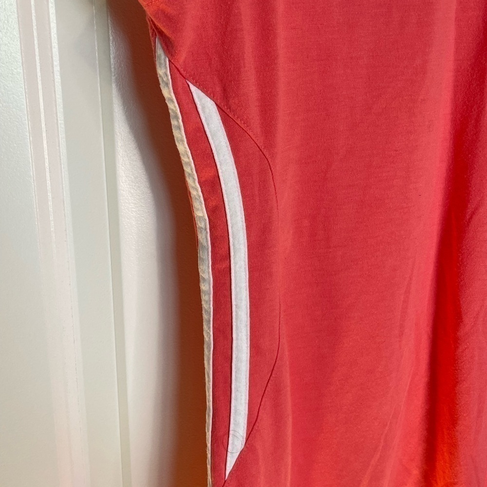 Adidas women’s sleeves v-neck top - Picture 4 of 7